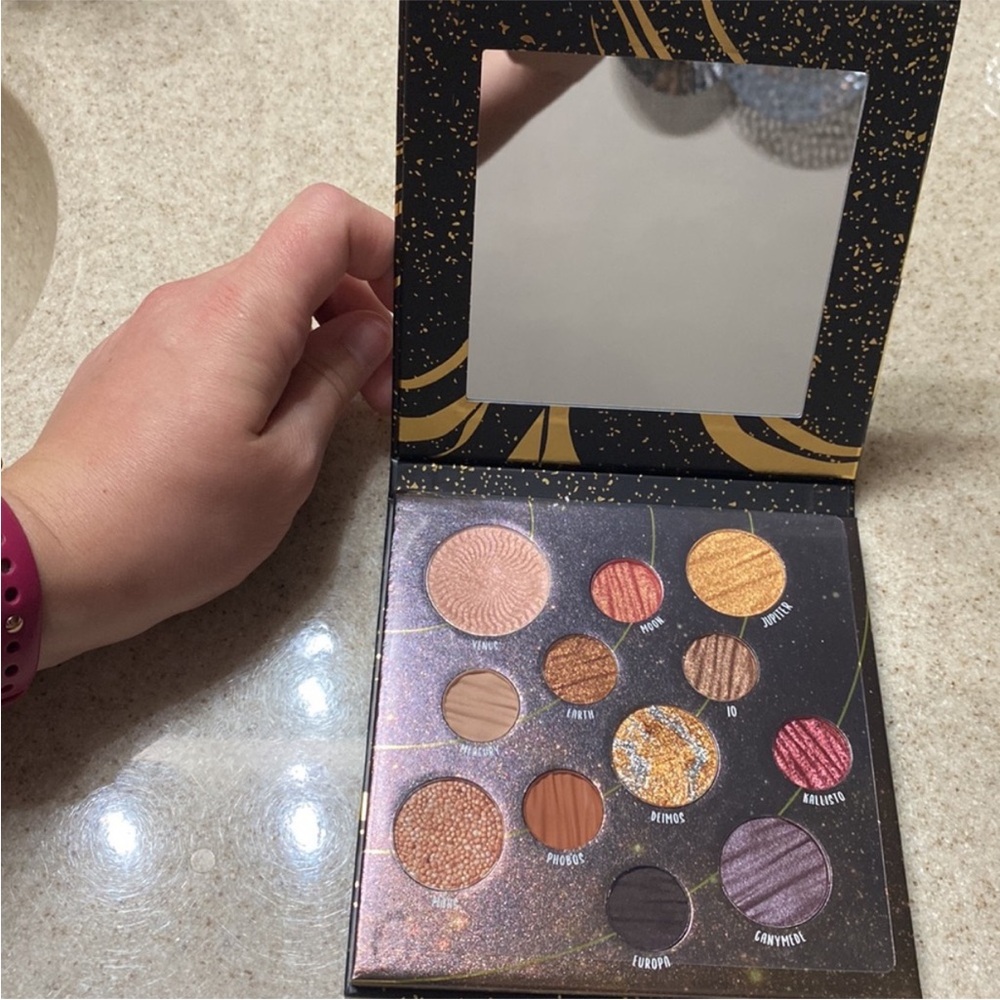 Makeup/razor bundle - Picture 8 of 9